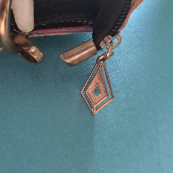 Women's Pastel Rainbow Shoulder Bag Purse - Picture 7 of 7